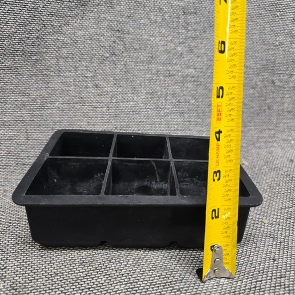 Silicone whiskey Ice Cube Tray Large Square 6-Cavity Black OS Good Flexible